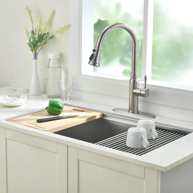 廚房水槽臺下盆